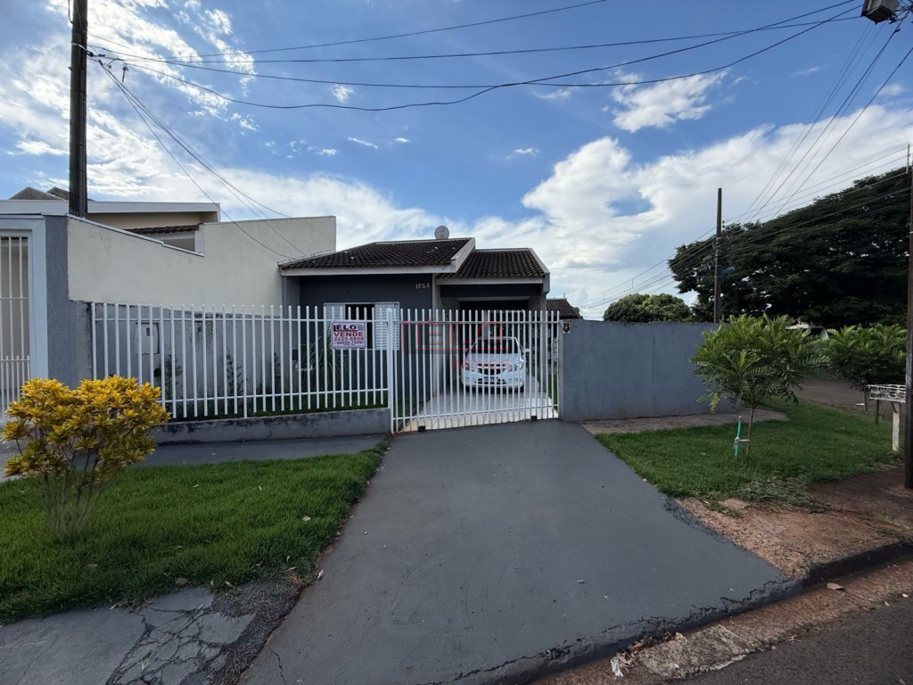 Casa Residencial para venda no Jardim Kakogawa em Maringa com 91m² por R$ 320.000,00