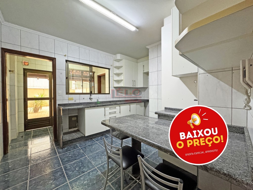 Apartamento para locacao no Zona 07 em Maringa com 156m² por R$ 3.000,00