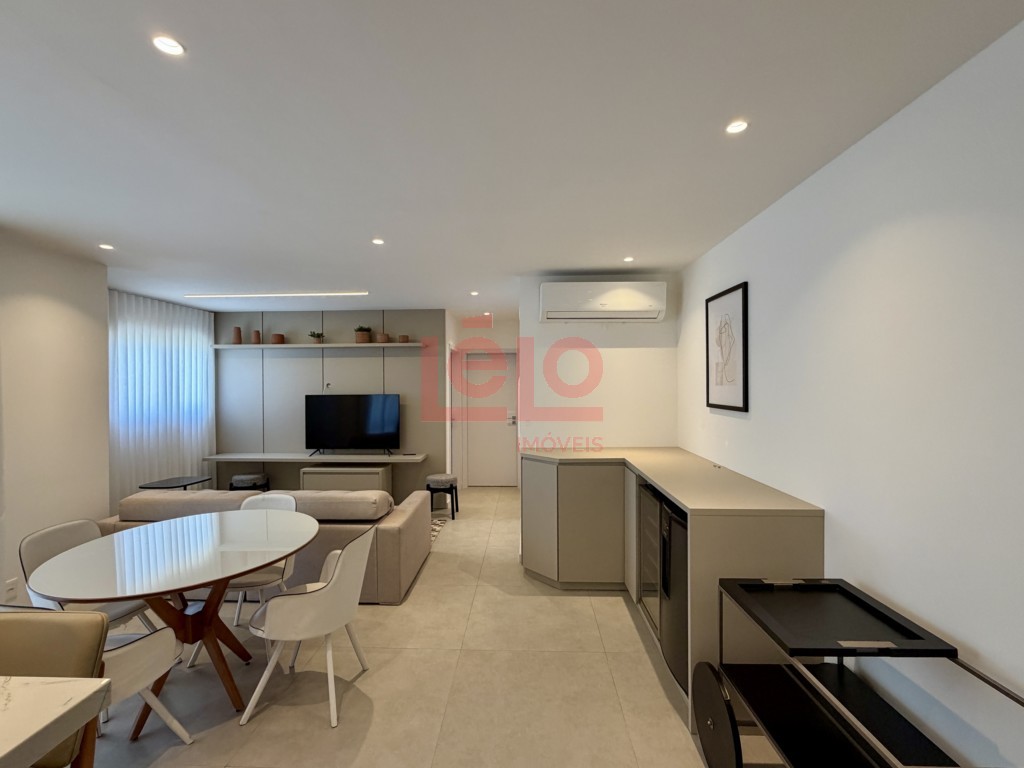 Apartamento para locacao no Vila Bosque em Maringa com 184m² por R$ 5.000,00