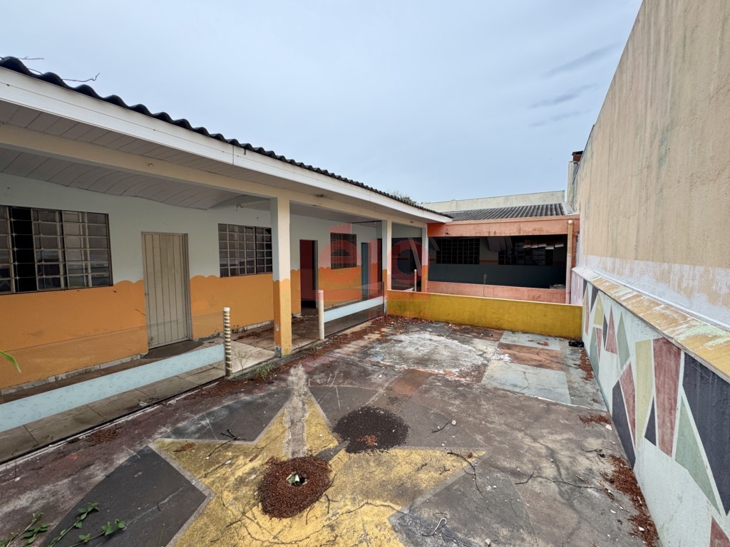 Terreno para venda no Jardim Santa Cruz em Maringa com 300m² por R$ 270.000,00