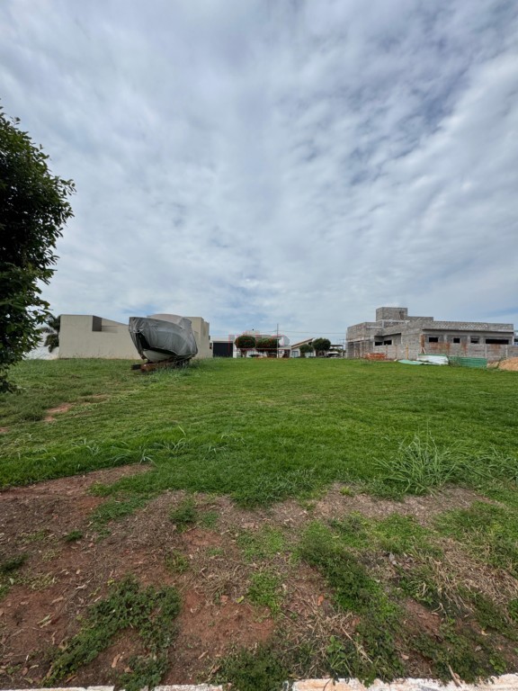 Terreno para venda no Condominio em Porto Rico com 450m² por R$ 328.000,00