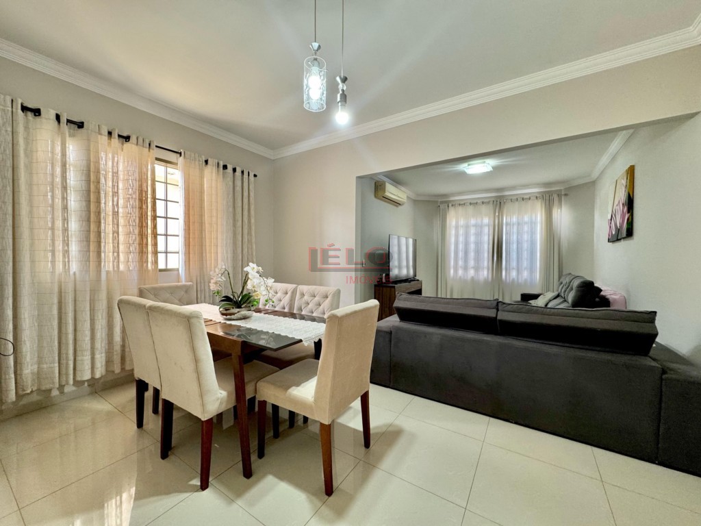 Casa Residencial para venda no Parque Res Cidade Nova em Maringa com 360m² por R$ 780.000,00
