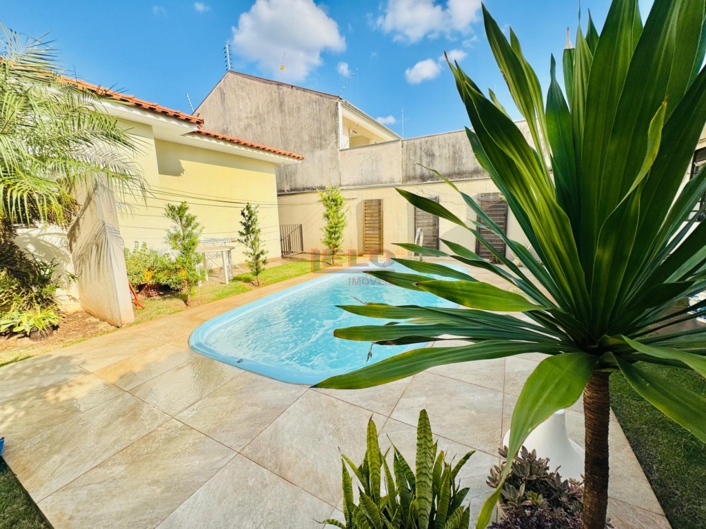 Casa Residencial para venda no Parque Res Cidade Nova em Maringa com 360m² por R$ 740.000,00