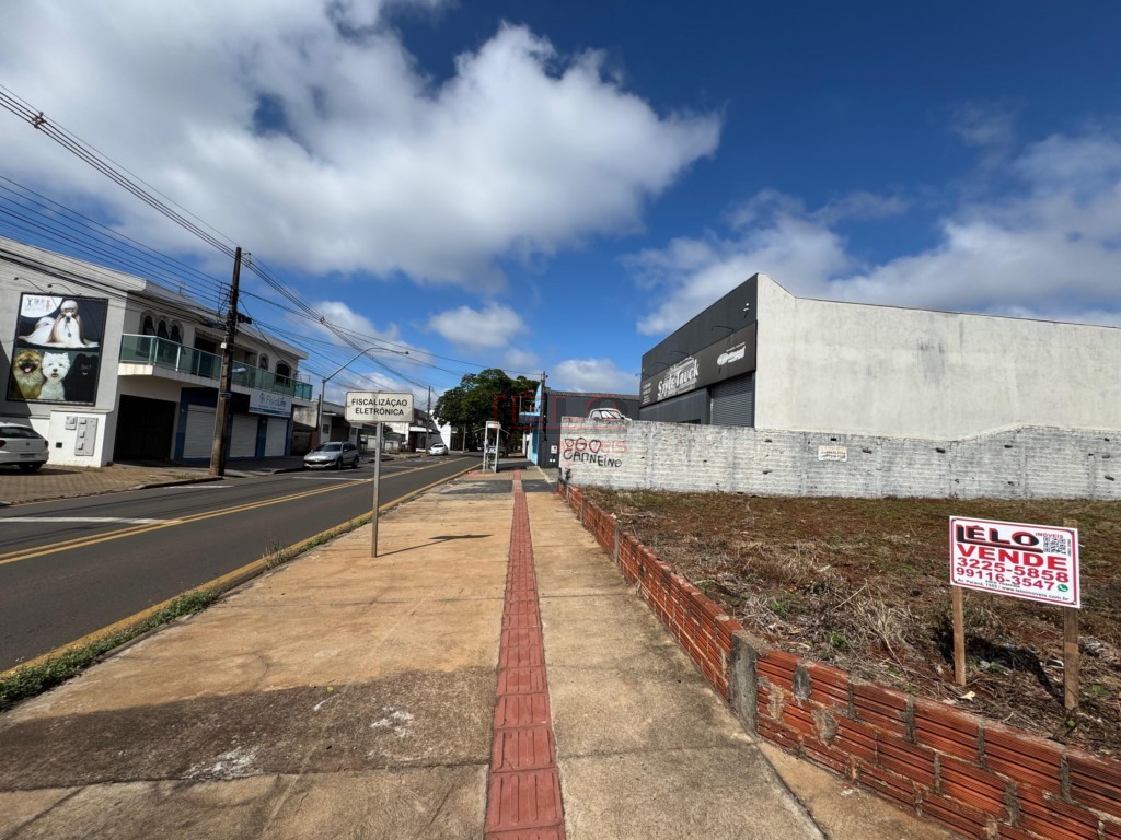 Terreno para venda no Parque Avenida em Maringa com 411m² por R$ 550.000,00