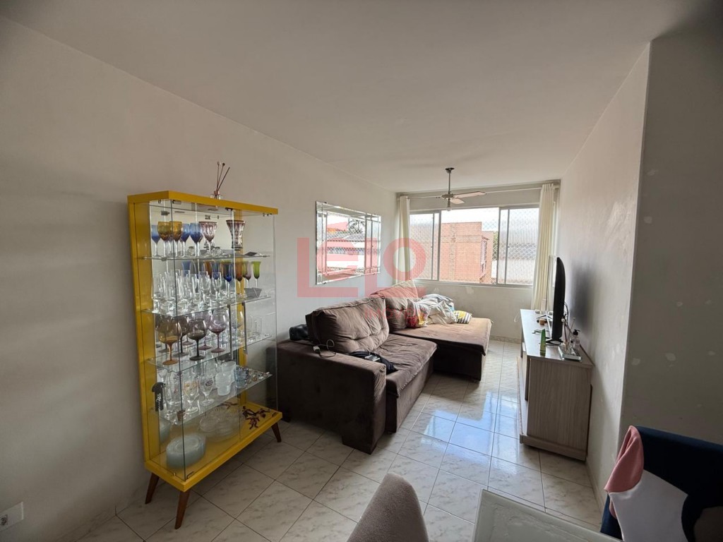 Apartamento para venda no Zona 07 em Maringa com 78,54m² por R$ 195.000,00