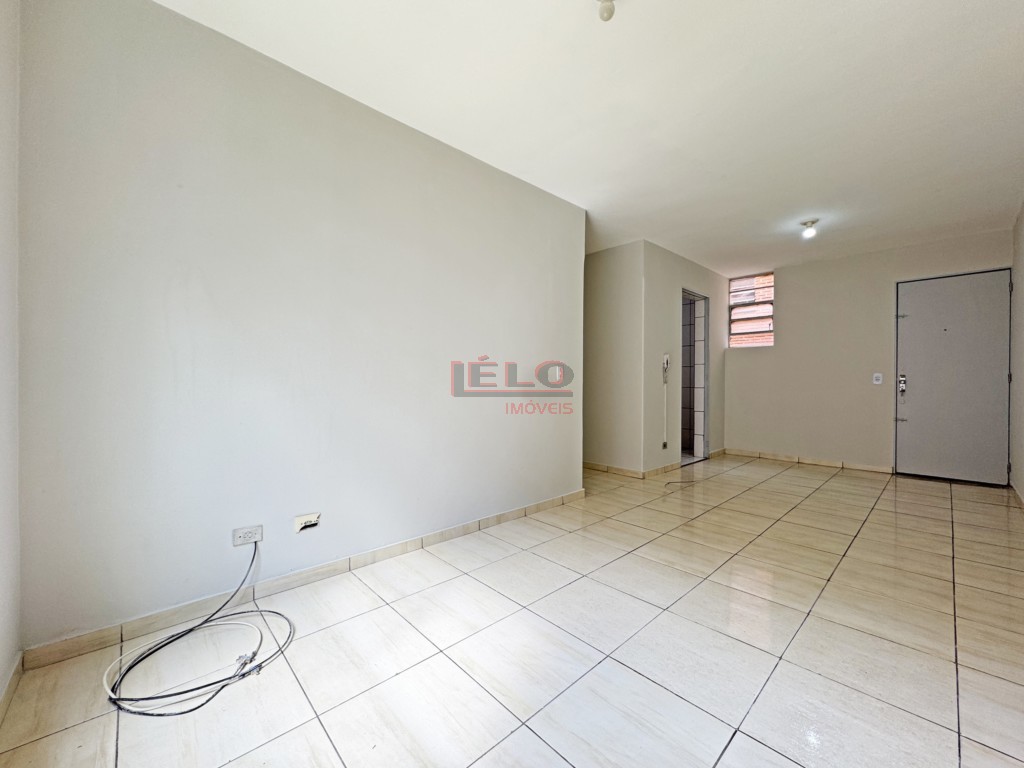 Apartamento para locacao no Zona 07 em Maringa com 80,77m² por R$ 1.150,00