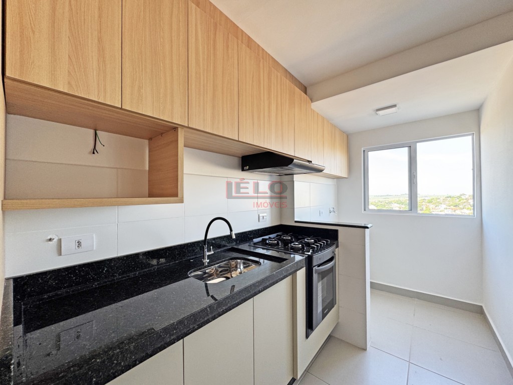 Apartamento para locacao no Parque Industrial em Maringa com 64m² por R$ 2.300,00
