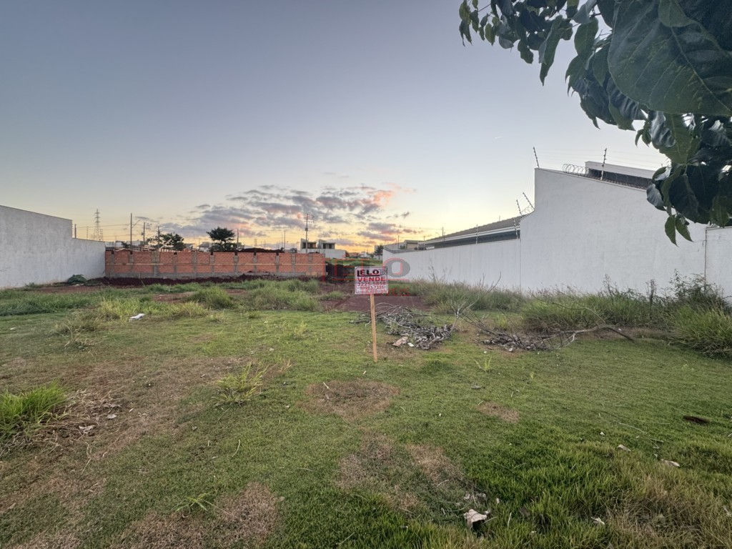 Terreno para venda no Bom Jardim em Maringa com 400m² por R$ 398.000,00