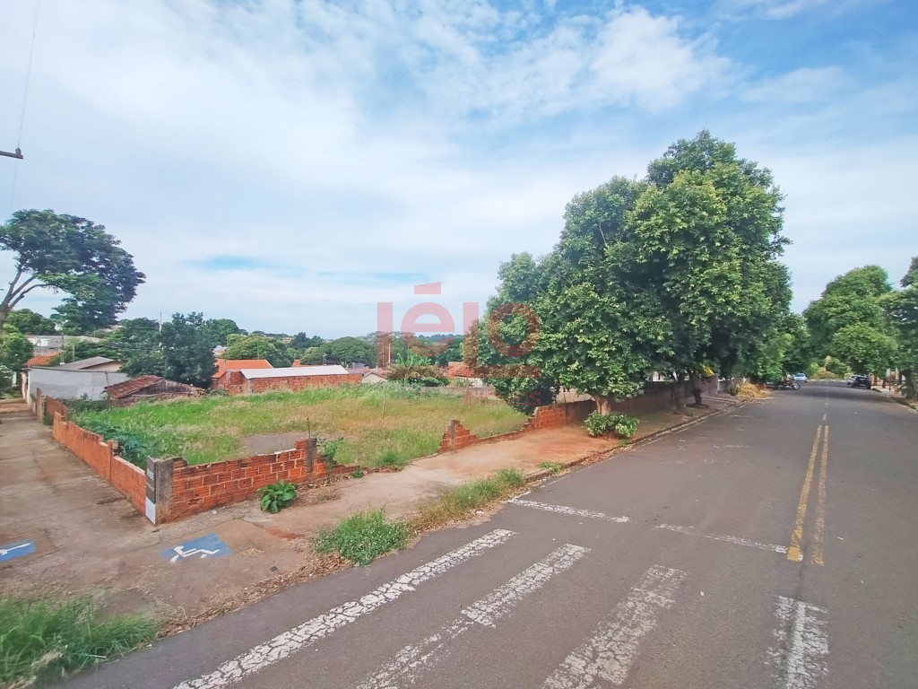 Terreno para venda no Vila Santa Luzia em Mandaguacu com 696m² por R$ 580.000,00