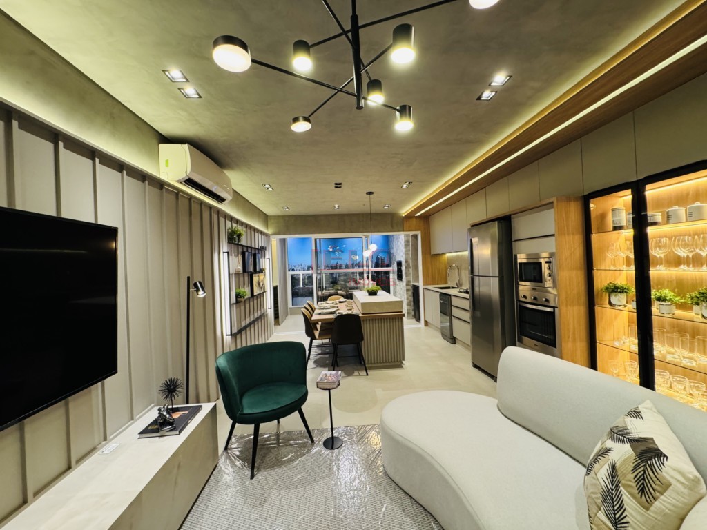 Apartamento para venda no Zona 07 em Maringa com 176m² por R$ 824.900,00