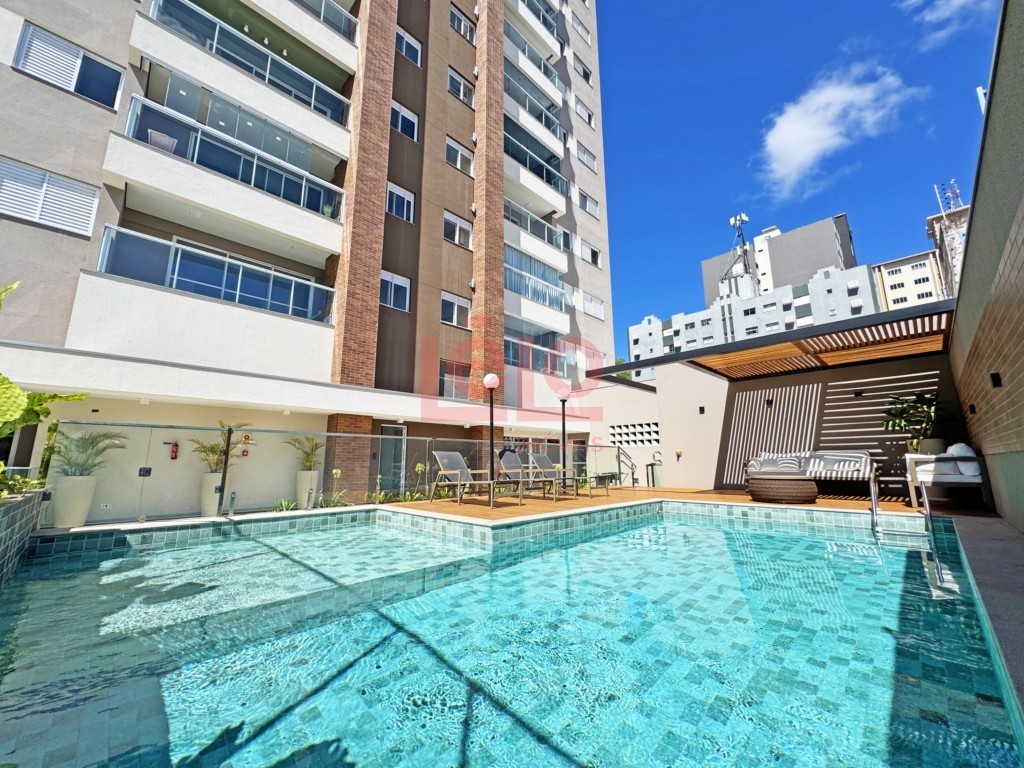 Apartamento para venda no Zona 07 em Maringa com 180m² por R$ 990.900,00