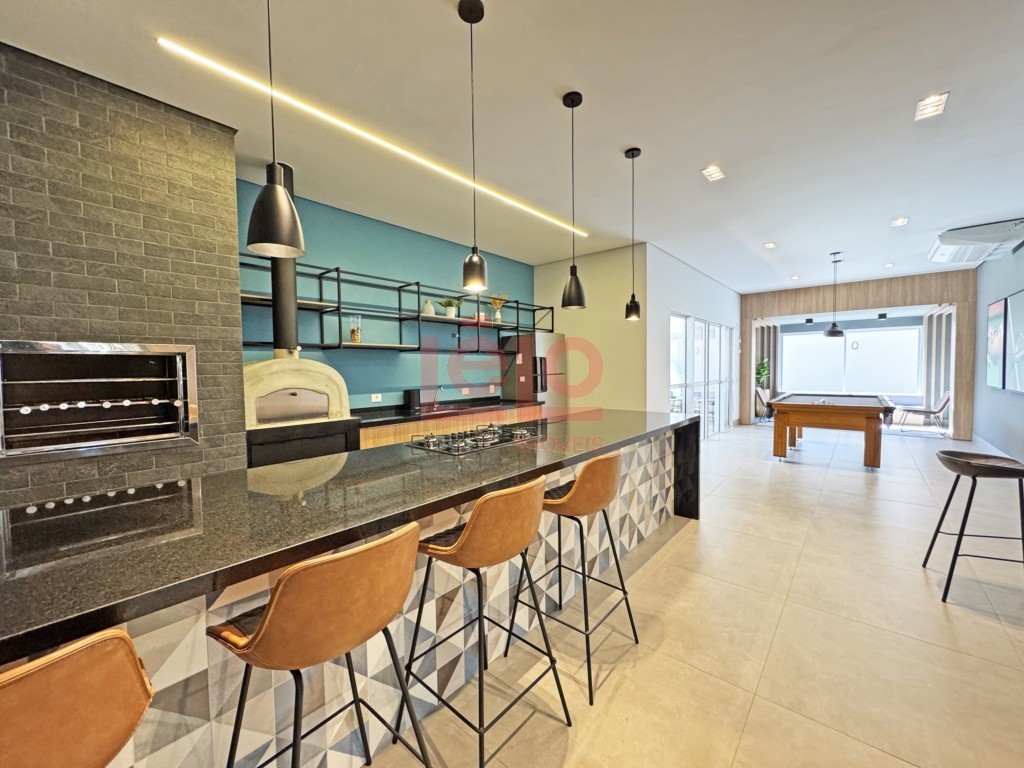 Apartamento para venda no Zona 07 em Maringa com 180m² por R$ 990.900,00