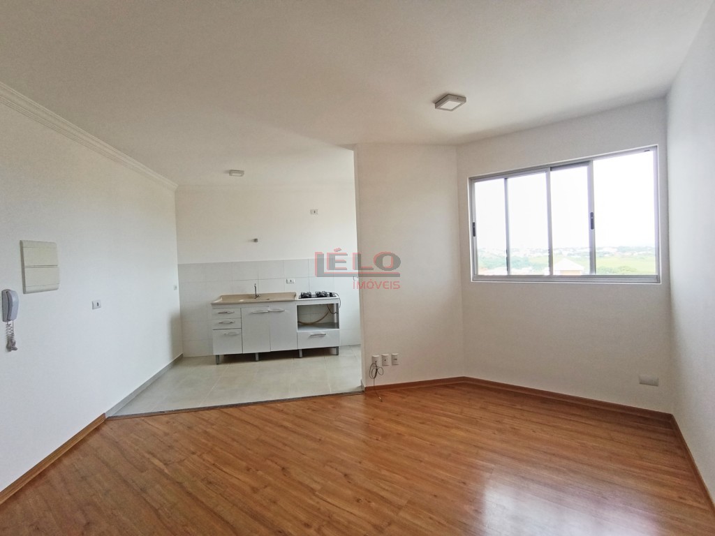 Apartamento para venda no Parque Industrial em Maringa com 60m² por R$ 275.000,00