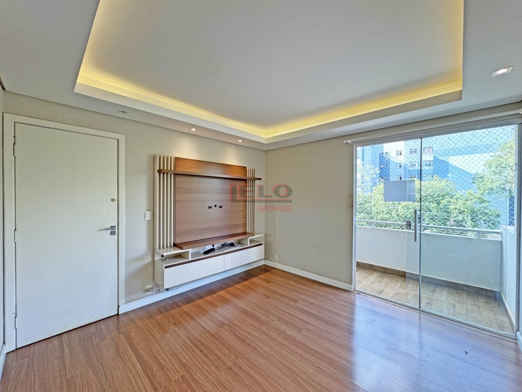 Apartamento para locacao no Zona 07 em Maringa com 136m² por R$ 2.000,00