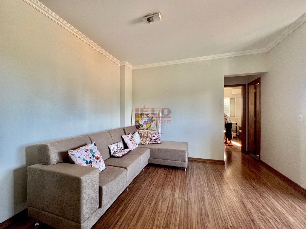 Apartamento para venda no Zona 07 em Maringa com 97,71m² por R$ 315.000,00