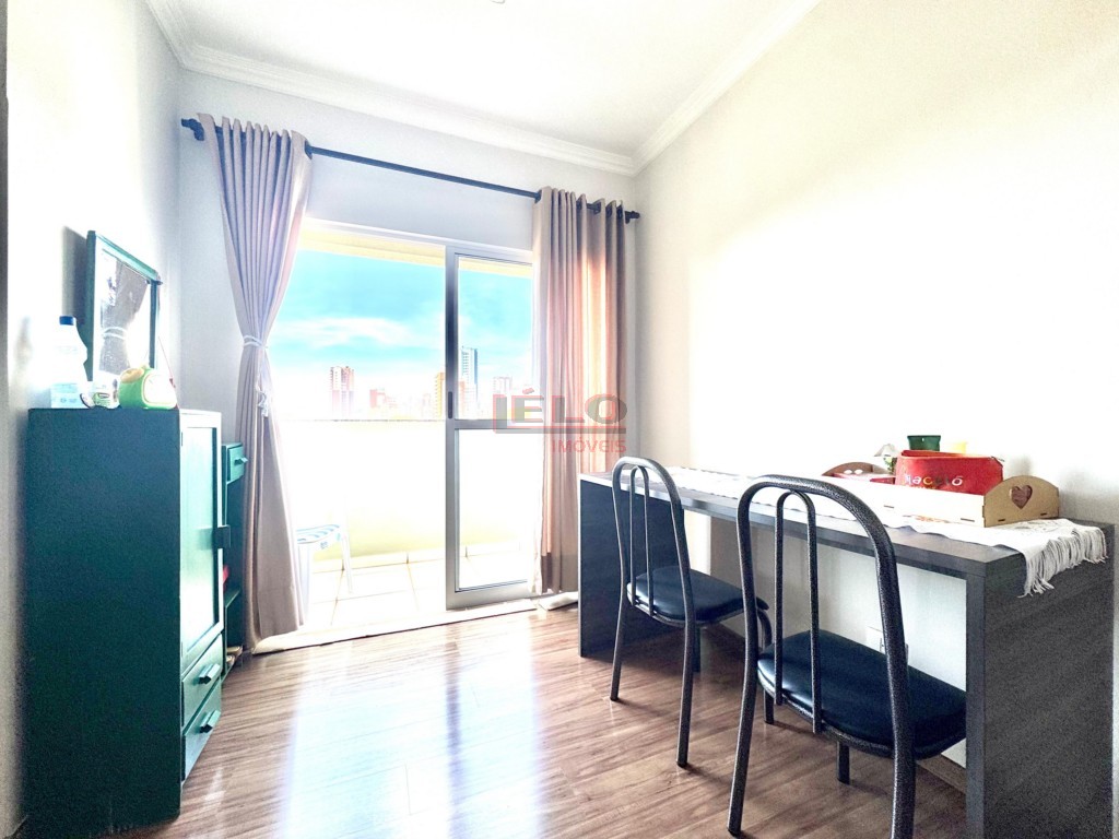 Apartamento para venda no Zona 07 em Maringa com 97,71m² por R$ 315.000,00