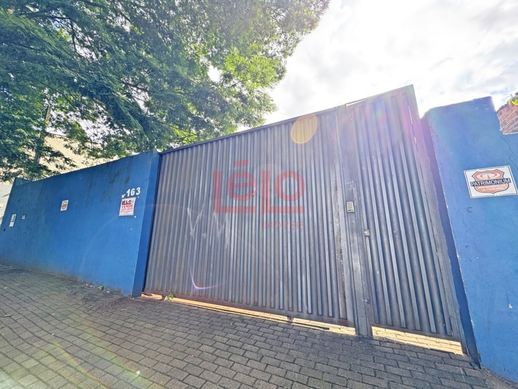 Barracão para venda no Zona 08 em Maringa com 300m² por R$ 2.500.000,00