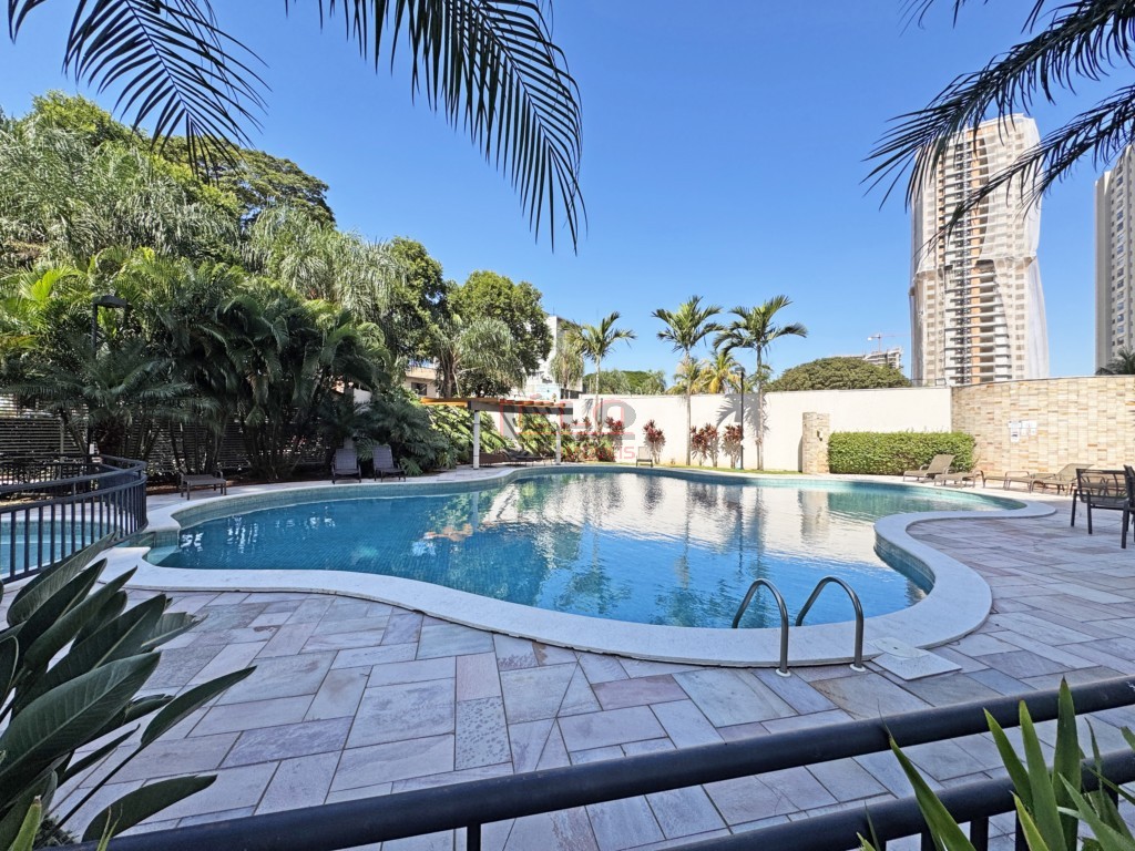 Apartamento para locacao no Zona 08 em Maringa com 127m² por R$ 2.900,00