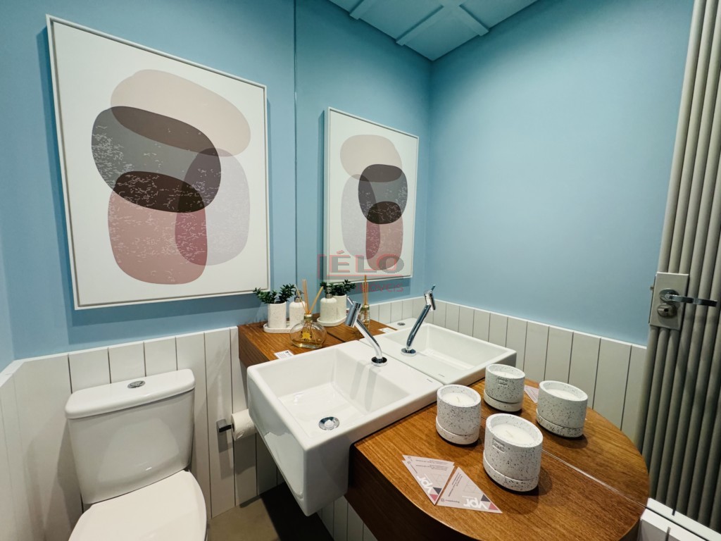 Apartamento para venda no Zona 07 em Maringa com 213m² por R$ 1.310.900,00