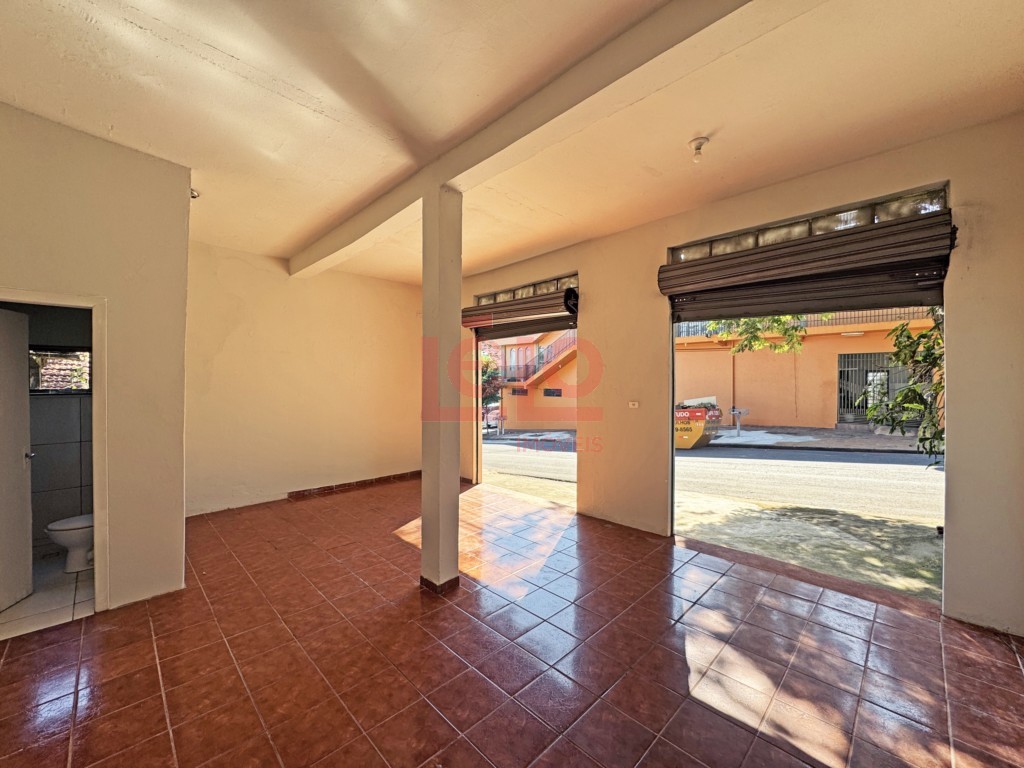 Sala Comercial para locacao no Conj Res Branca Vieira em Maringa com 33,04m² por R$ 900,00