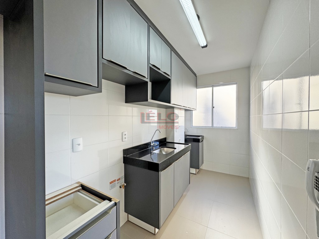 Apartamento para locacao no Zona 07 em Maringa com 56m² por R$ 1.800,00