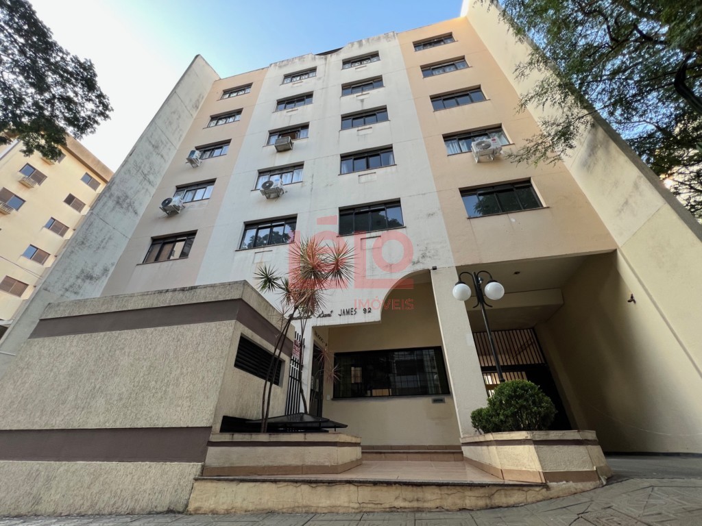 Apartamento para locacao no Zona 07 em Maringa com 88,45m² por R$ 1.100,00