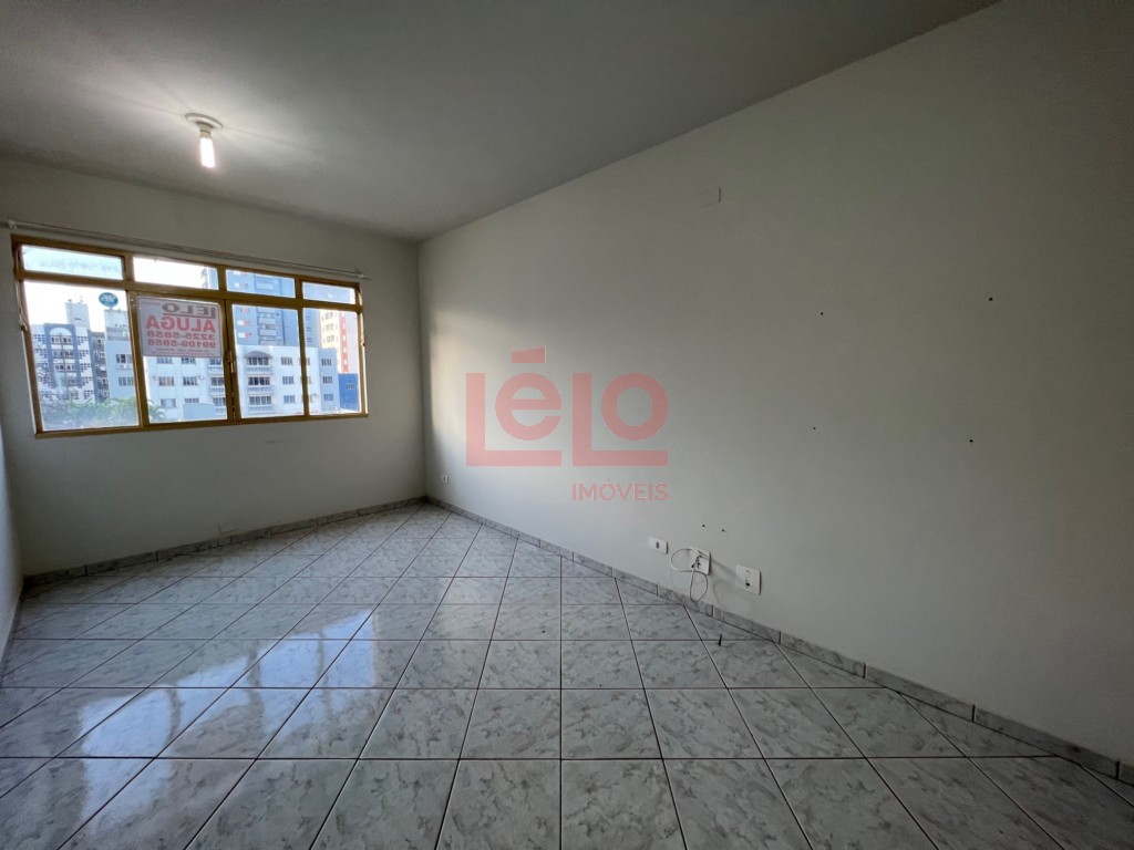 Apartamento para locacao no Zona 07 em Maringa com 88,45m² por R$ 1.100,00