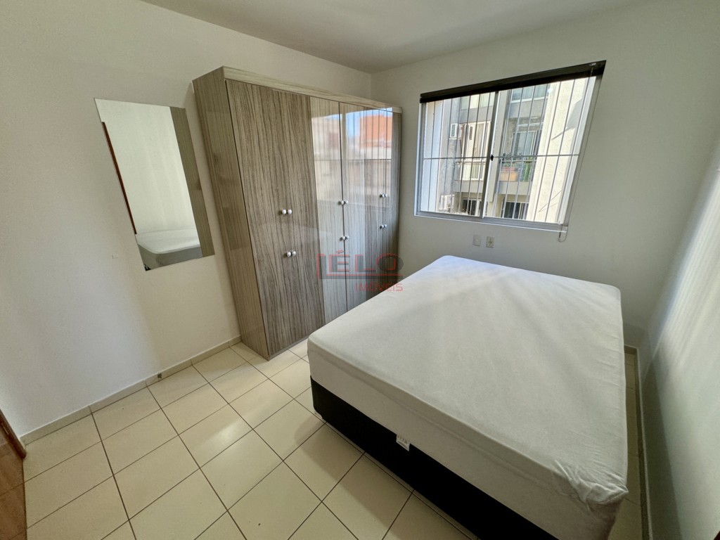 Apartamento para locacao no Zona 07 em Maringa com 72,01m² por R$ 1.800,00