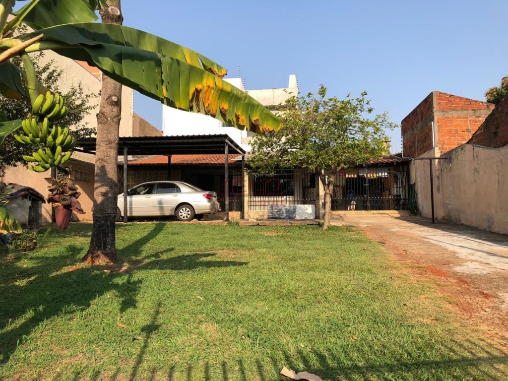 Terreno para venda no Loteamento Batel em Maringa com 359m² por R$ 300.000,00