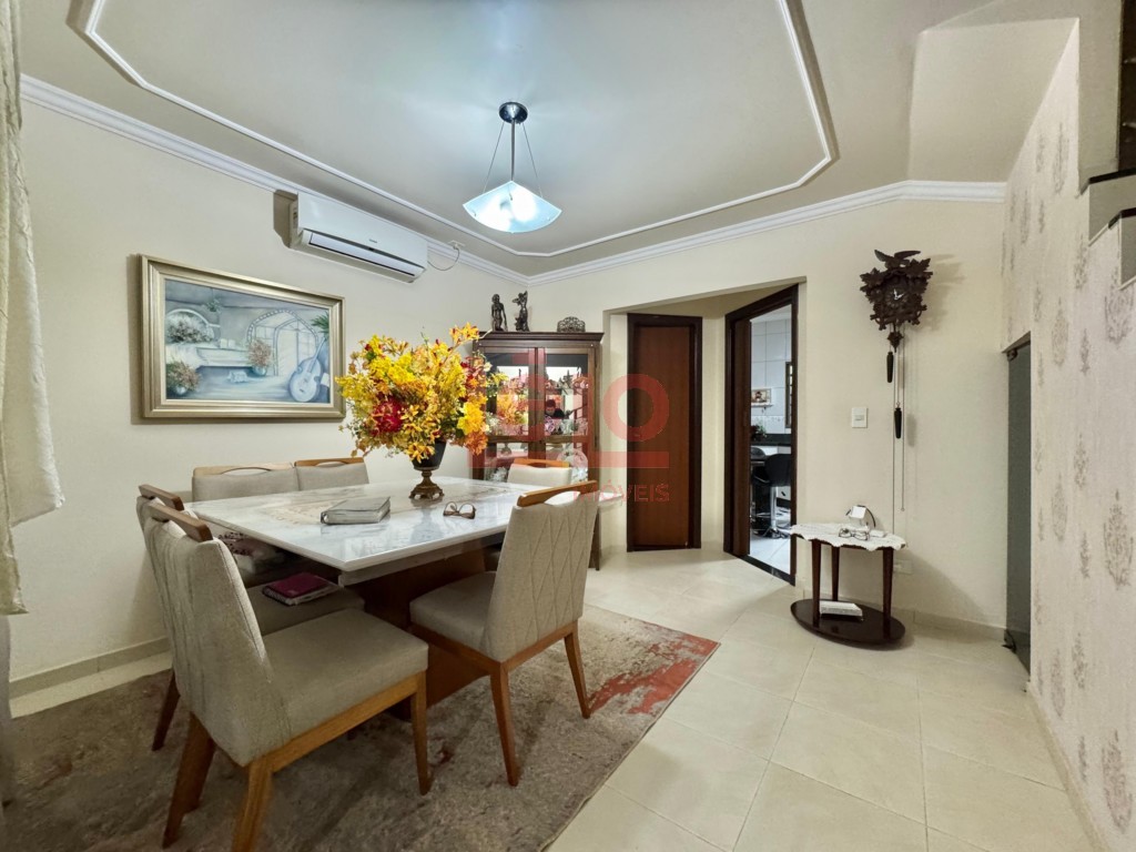 Sobrado para venda no Jardim Novo Horizonte em Maringa com 203,19m² por R$ 880.000,00