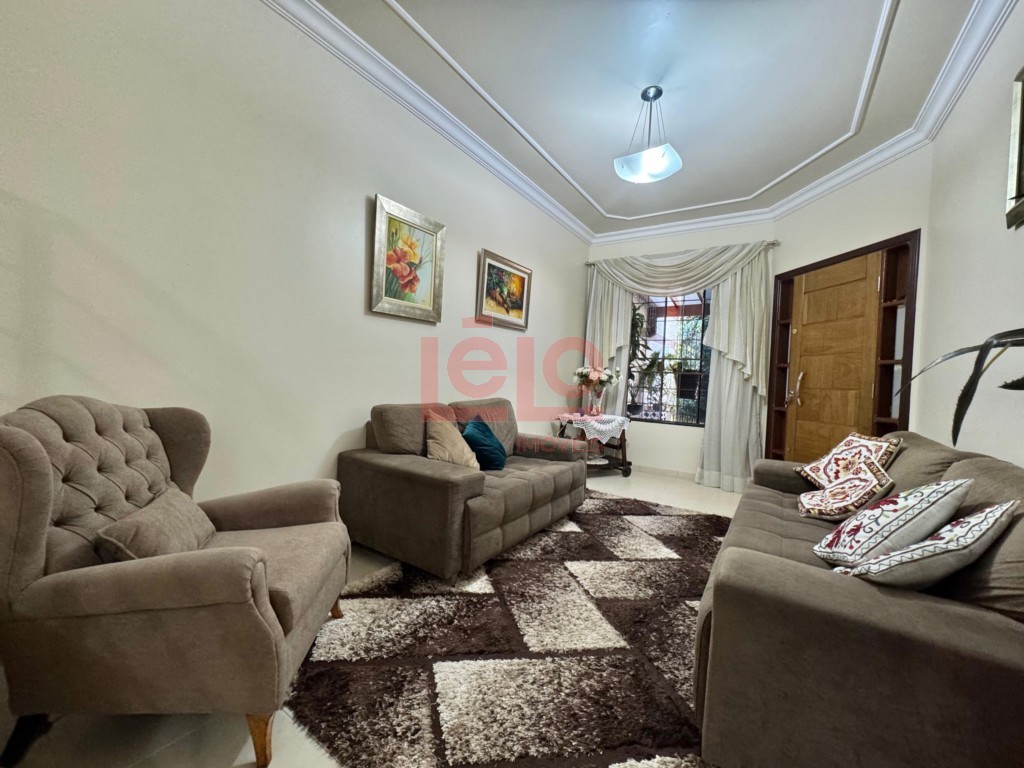 Sobrado para venda no Jardim Novo Horizonte em Maringa com 203,19m² por R$ 880.000,00