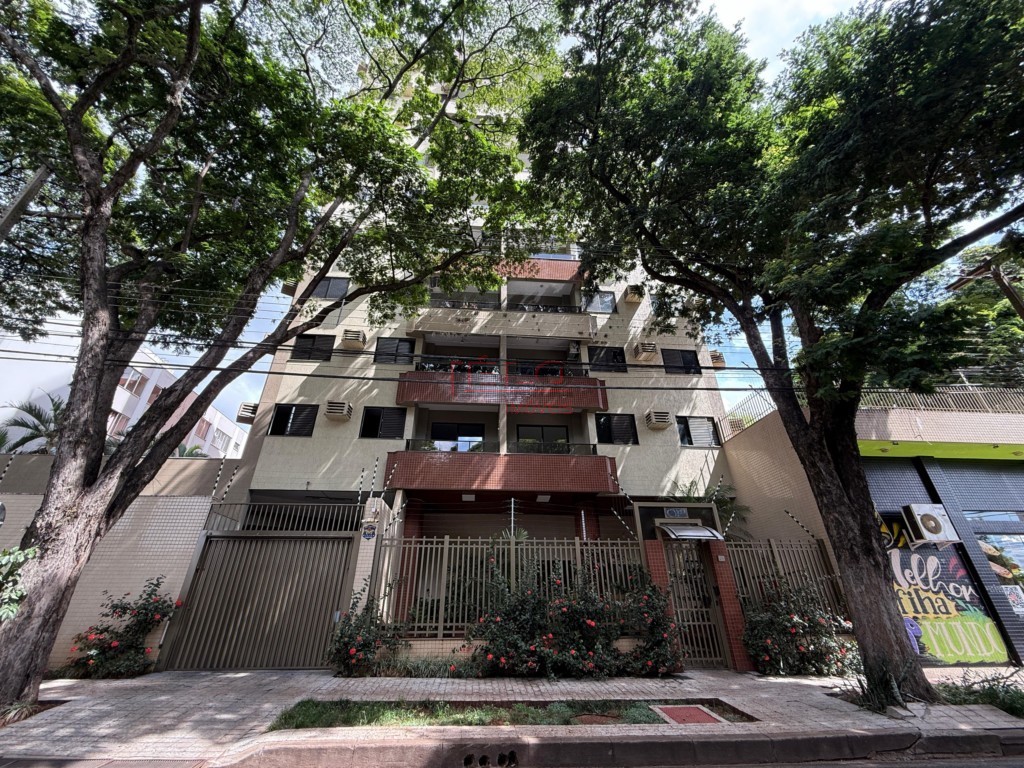 Apartamento para locacao no Zona 07 em Maringa com 114m² por R$ 1.800,00
