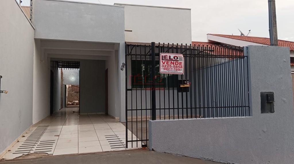 Casa Residencial para venda no Jardim Paris III em Maringa com 163,8m² por R$ 319.000,00