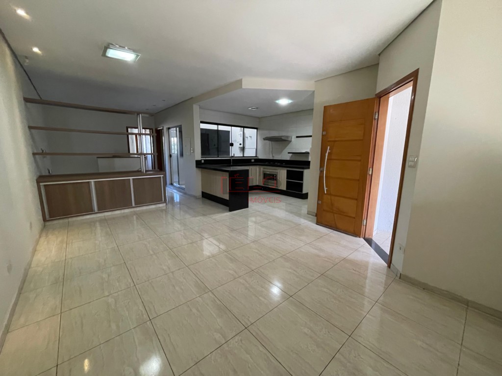 Sobrado para venda no Jardim Imperial II em Maringa com 197m² por R$ 530.000,00