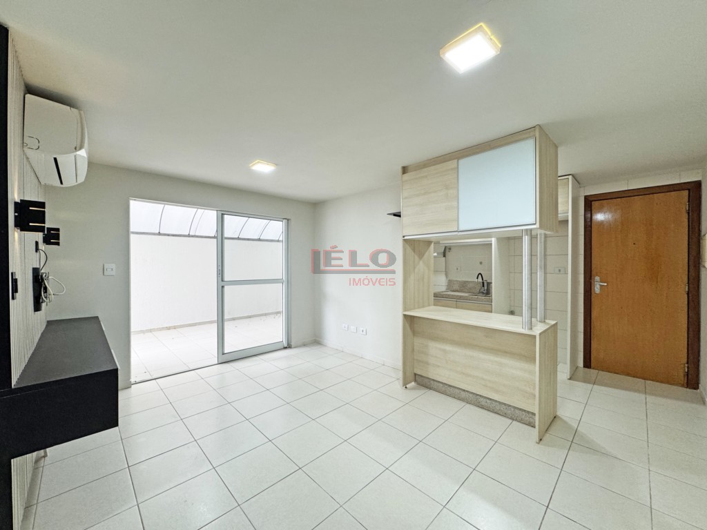 Apartamento para locacao no Zona 07 em Maringa com 137m² por R$ 2.300,00