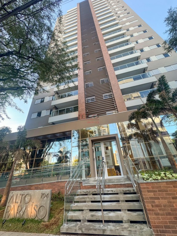 Apartamento para venda no Zona 07 em Maringa com 180m² por R$ 1.070.000,00