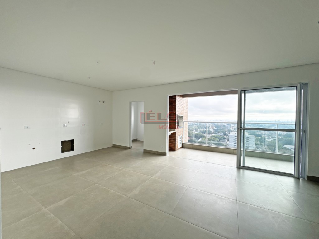 Apartamento para venda no Zona 07 em Maringa com 101m² por R$ 1.070.000,00