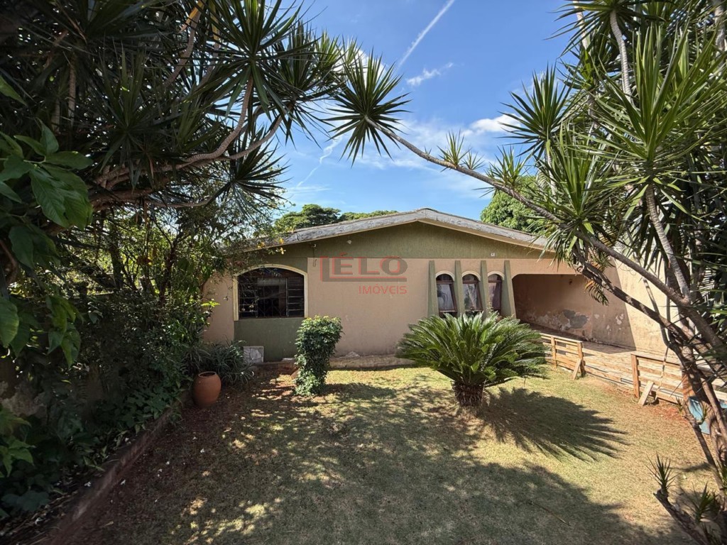 Casa Residencial para venda no Conj Res Ney Braga em Maringa com 80m² por R$ 220.000,00