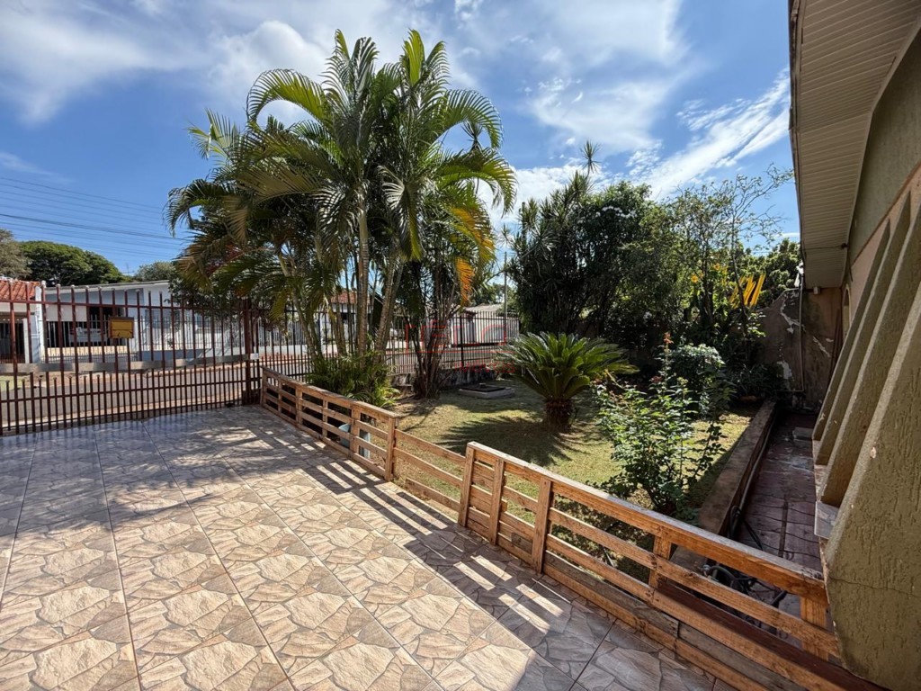 Casa Residencial para venda no Conj Res Ney Braga em Maringa com 80m² por R$ 220.000,00