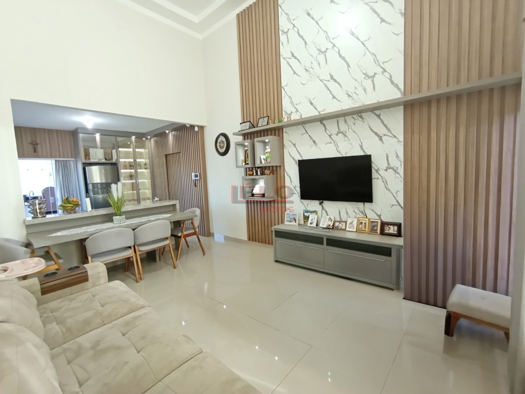 Casa Residencial para venda no Jardim Tres Lagoas em Maringa com 126m² por R$ 650.000,00