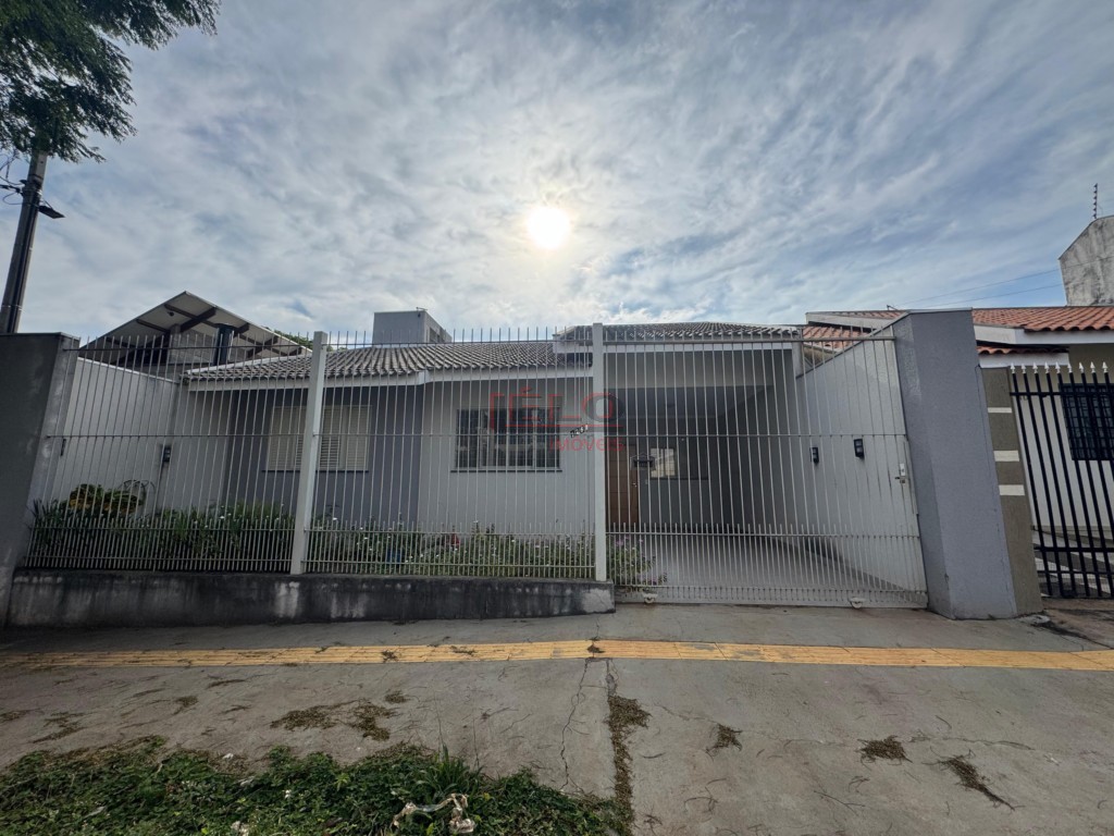 Casa Residencial para locacao no Zona 06 em Maringa com 102m² por R$ 1.750,00