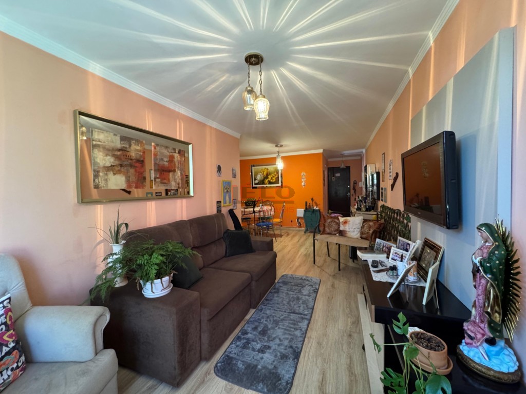 Apartamento para venda no Zona 07 em Maringa com 97m² por R$ 280.000,00