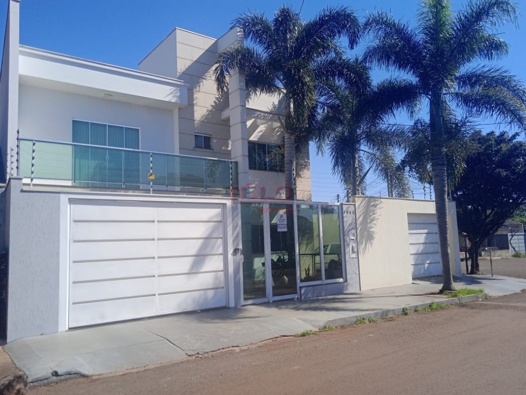 Sobrado para venda no Vila Vitoria em Mandaguari com 273m² por R$ 850.000,00