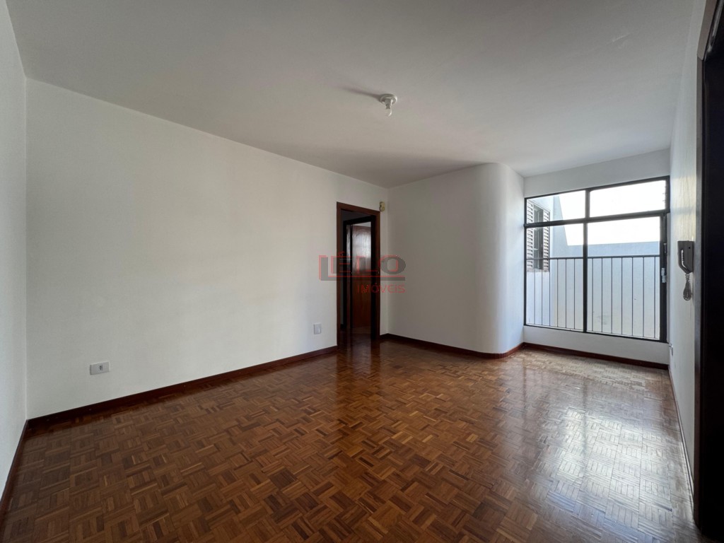 Apartamento para venda no Zona 07 em Maringa com 110m² por R$ 290.000,00