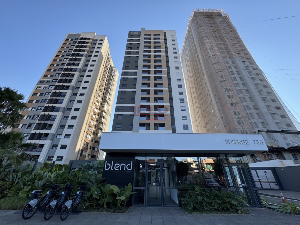 Apartamento para locacao no Zona 08 em Maringa com 56m² por R$ 2.500,00