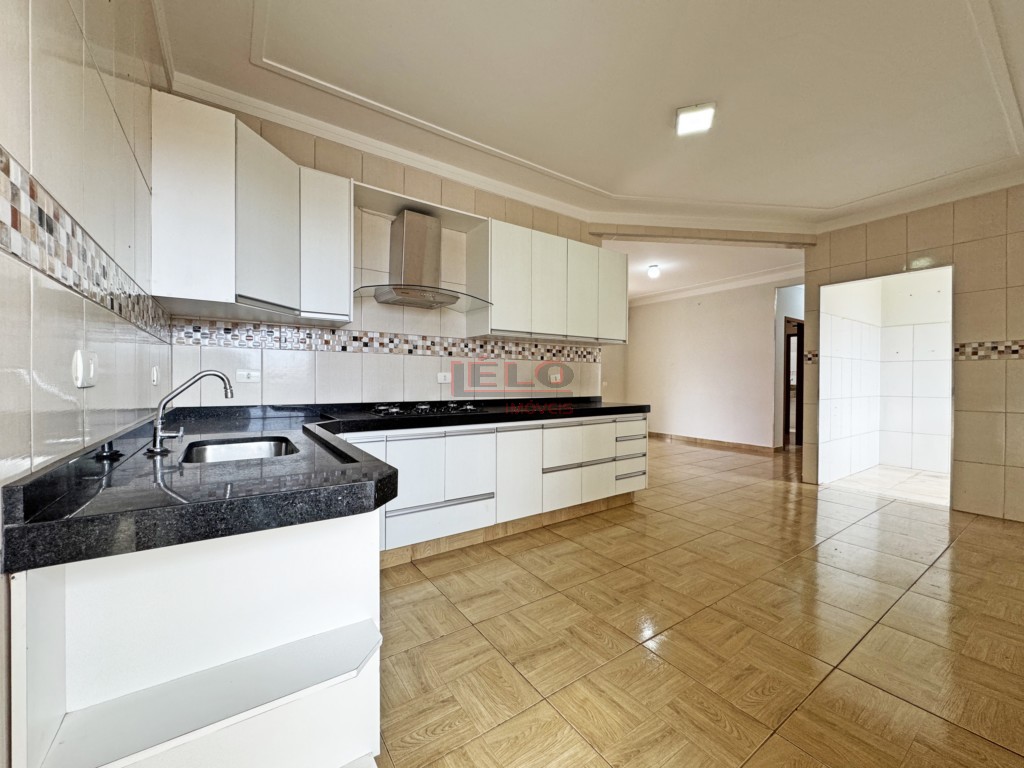 Apartamento para locacao no Jardim Real em Maringa com 140m² por R$ 2.400,00