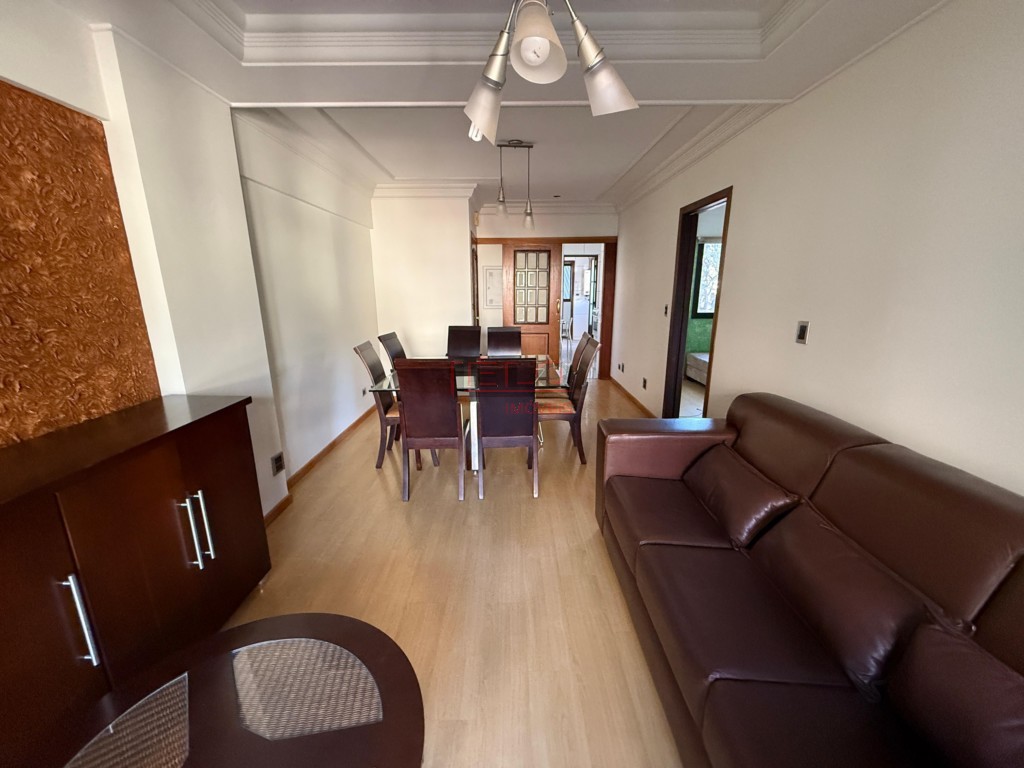 Apartamento para venda no Zona 07 em Maringa com 195,26m² por R$ 730.000,00