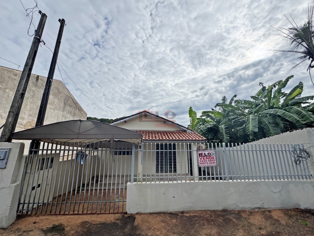 Casa Residencial para venda no Zona 07 em Maringa com 138m² por R$ 340.000,00