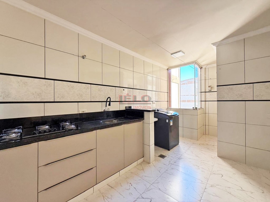 Apartamento para locacao no Zona 07 em Maringa com 97m² por R$ 1.600,00