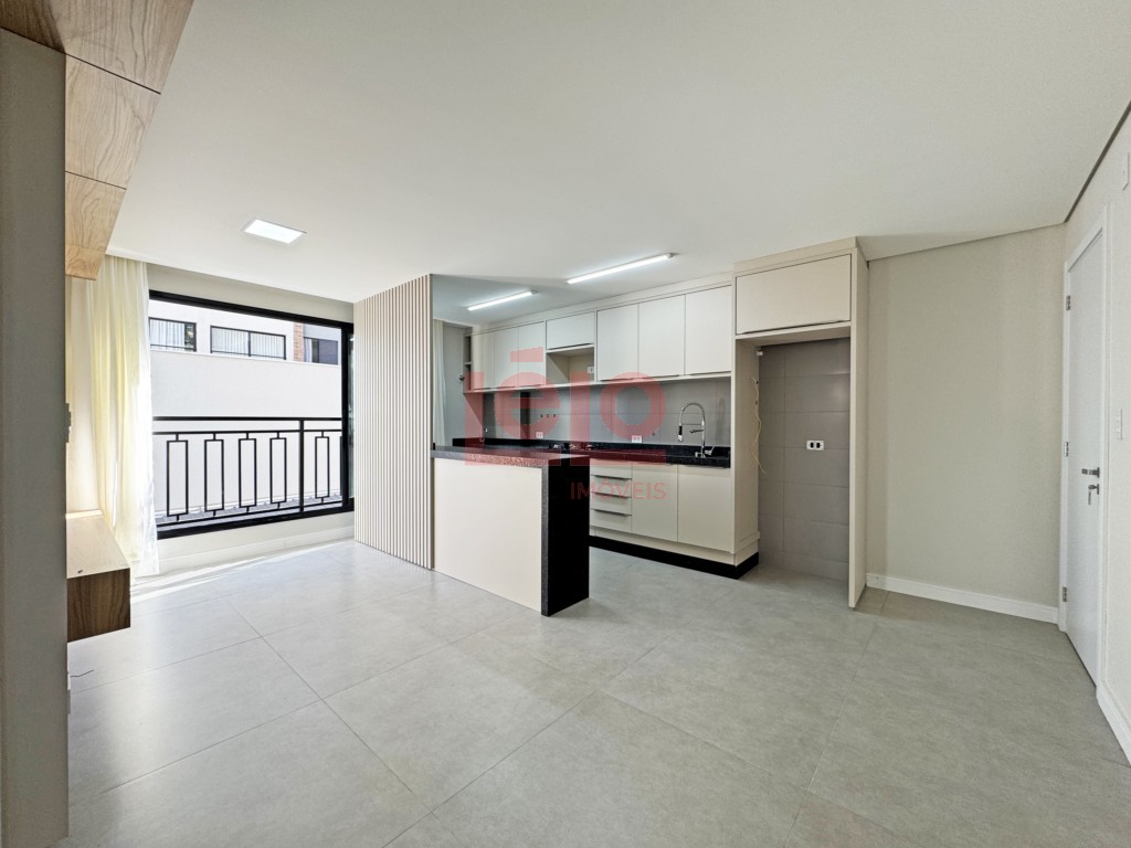 Apartamento para locacao no Vila Bosque em Maringa com 95,64m² por R$ 2.600,00